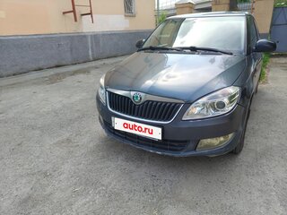 2011 Skoda Fabia II Рестайлинг, серый, 400000 рублей, вид 1