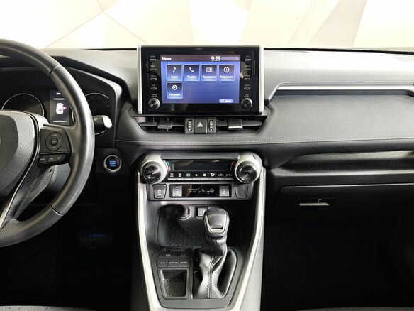 2019 Toyota RAV4 V (XA50), серый, 2600000 рублей - вид 14