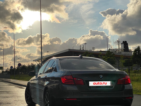 2015 BMW 5 серии 528i xDrive VI (F10/F11/F07) Рестайлинг, серый, 2250000 рублей - вид 1
