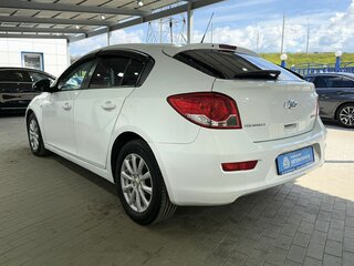 2013 Chevrolet Cruze I Рестайлинг, белый, 810000 рублей, вид 3