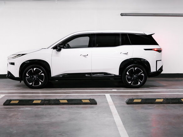 2026 Toyota bZ3X 58.3 kWh, белый, 2933000 рублей - вид 8