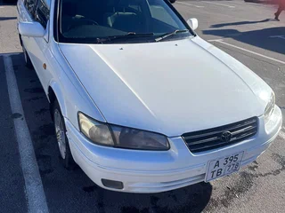 1998 Toyota Camry Gracia IV (XV20), белый, 480000 рублей, вид 3