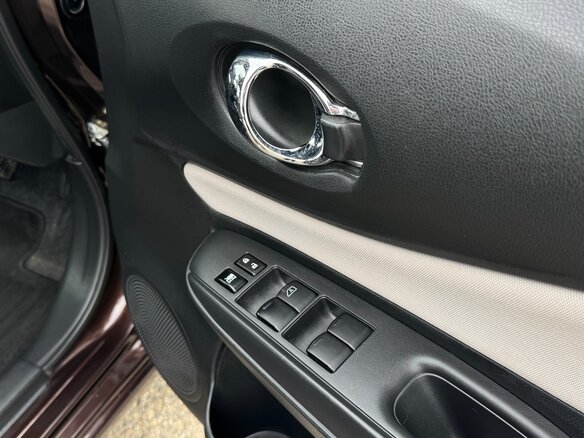 2019 Nissan Note e-Power II Рестайлинг, коричневый, 1537000 рублей - вид 17