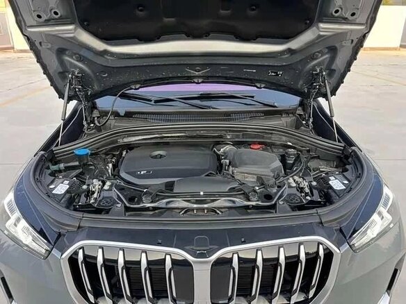2023 BMW X1 Long 20Li sDrive III (U11/U12), серебристый, 2650000 рублей - вид 8