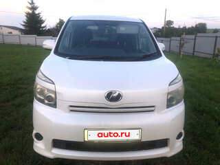 2008 Toyota Voxy II (R70), белый, 1111111 рублей, вид 1