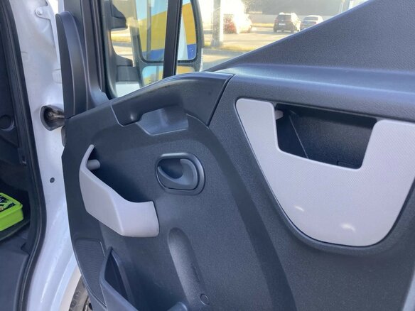 2013 Renault Master, белый, 1500000 рублей - вид 10
