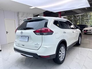2022 Nissan X-Trail III Рестайлинг, белый, 1855000 рублей, вид 2