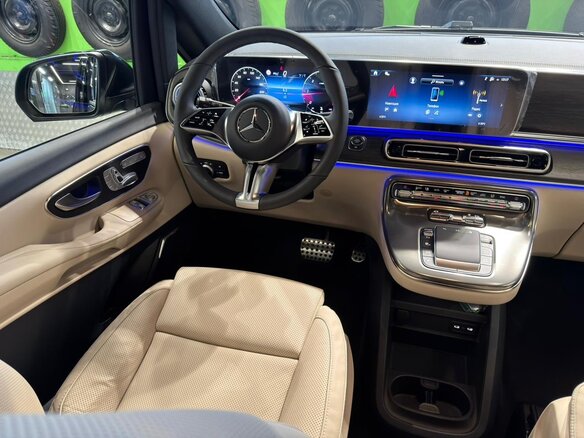 2026 Mercedes-Benz V-Класс Extra Long 300 d экстра длинный III (W447) Рестайлинг 2, чёрный, 14500000 рублей - вид 21
