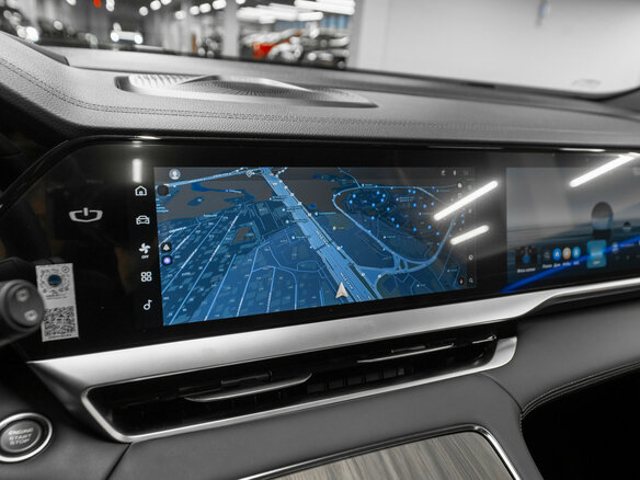 2025 Geely Monjaro (Xingyue L) I Рестайлинг (China Market), чёрный, 3700000 рублей - вид 26
