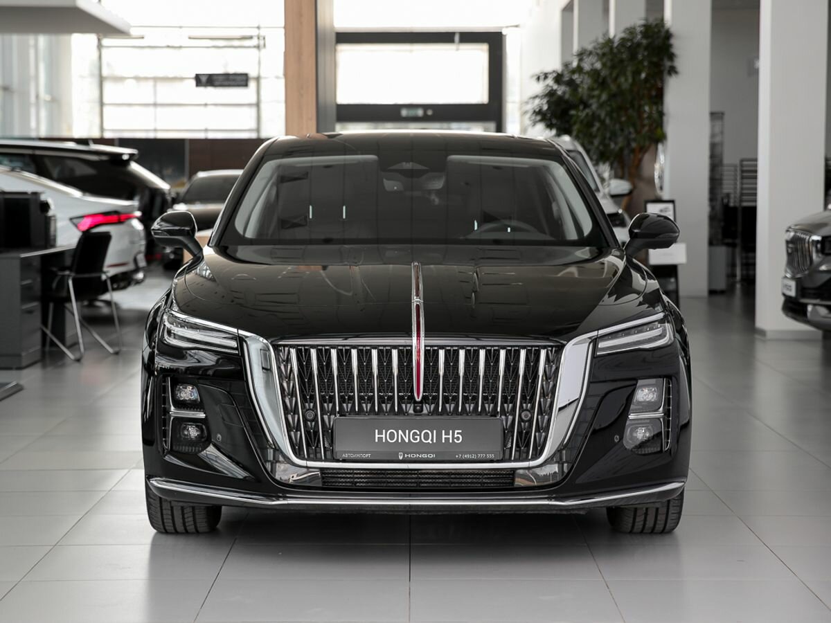 Открыть фотографии: Hongqi H5 II