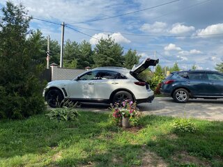 2017 Infiniti QX70, белый, 3900000 рублей, вид 4