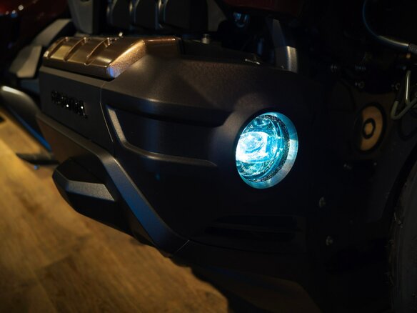 2025 Honda GL 1800 Gold Wing, пурпурный, 3690000 рублей - вид 16