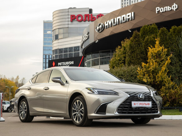 2025 Lexus ES 200 VII Рестайлинг 2, золотистый, 5830000 рублей - вид 1