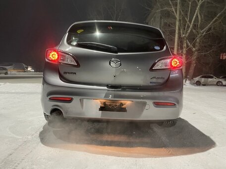 2010 Mazda Axela II, серебристый, 1000000 рублей, вид 2