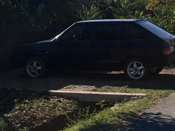 1997 Lada (ВАЗ) 2109, синий, 135000 рублей - вид 4