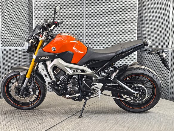 2014 Yamaha MT-09 (FZ-09), оранжевый, 727000 рублей - вид 4