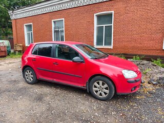 2007 Volkswagen Golf V, красный, 390000 рублей, вид 2
