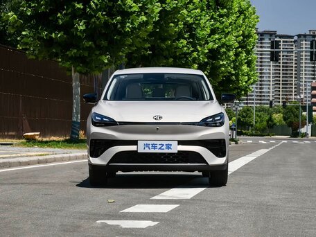 2026 MG 4X, бежевый, 2280000 рублей, вид 3