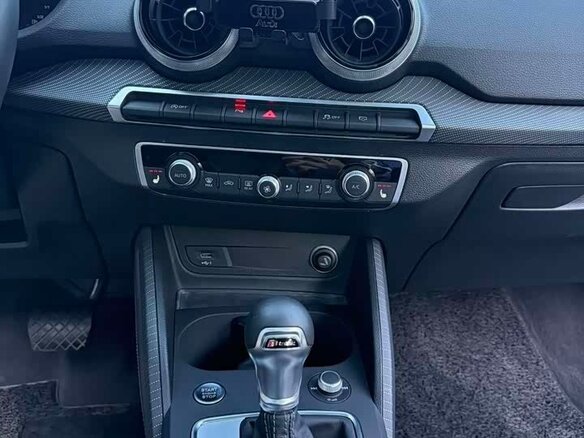 2022 Audi Q2 L 35 TFSI I Рестайлинг, серый, 2100000 рублей - вид 12