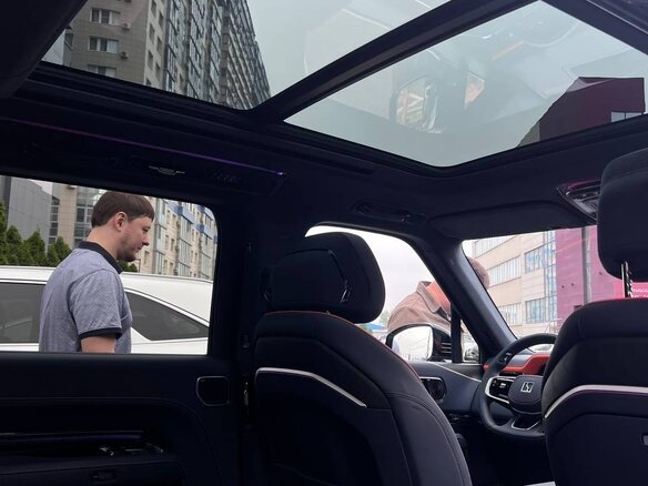 2026 Zeekr 9X 70 kWh, чёрный, 12810000 рублей - вид 22