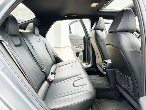 2023 Hyundai Elantra VII (CN7), серый, 1550000 рублей - вид 12