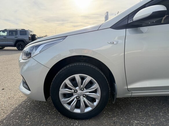 2019 Hyundai Solaris II, бежевый, 1345000 рублей - вид 22