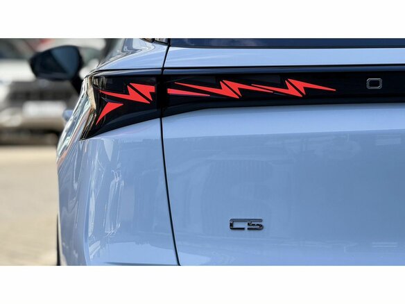 2026 Omoda C5 II, белый, 2779000 рублей - вид 10