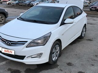 2016 Hyundai Solaris I Рестайлинг, белый, 1000000 рублей, вид 2