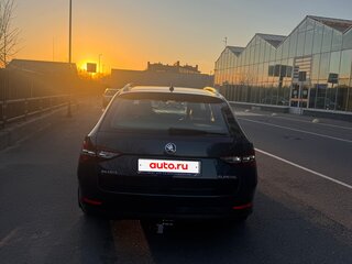 2017 Skoda Superb III, синий, 2300000 рублей, вид 4