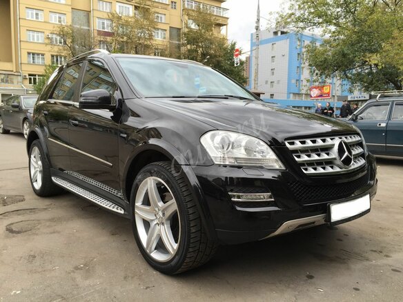 2009 Mercedes-Benz M-Класс 300 II (W164) Рестайлинг, чёрный