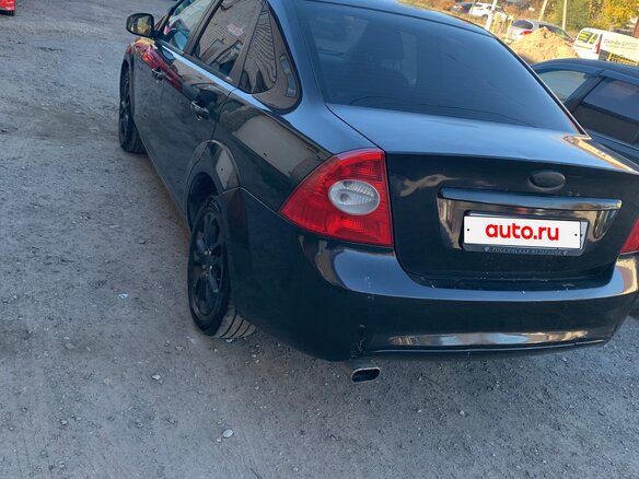 2011 Ford Focus II Рестайлинг, чёрный, 398000 рублей - вид 3