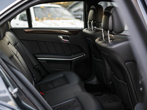 2011 Mercedes-Benz E-Класс 200 IV (W212, S212, C207), чёрный, 1290000 рублей - вид 13