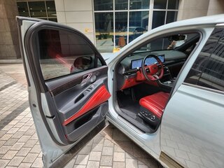 2024 Genesis GV80 Coupe, серый, 10695631 рублей, вид 4