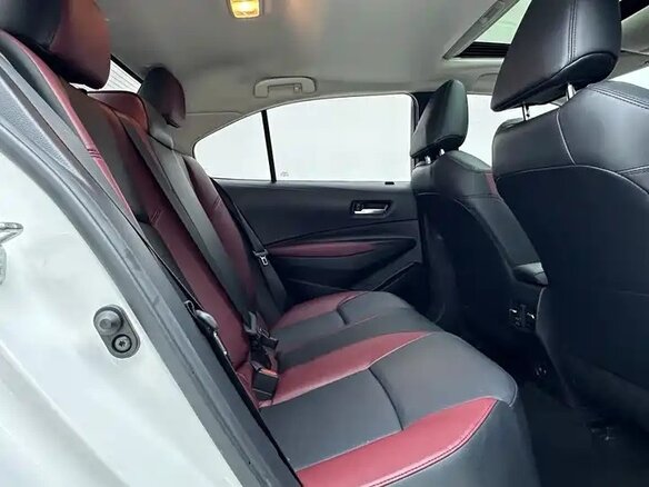 2022 Toyota Corolla XII (E210), белый, 1850000 рублей - вид 16