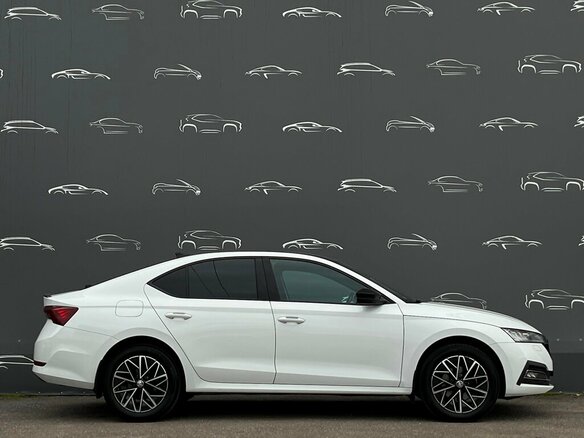 2021 Skoda Octavia IV (A8), белый, 1990900 рублей - вид 11