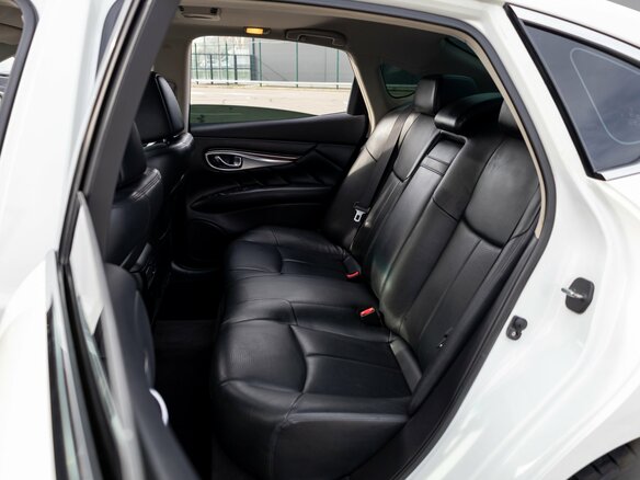 2011 Infiniti M25 IV, белый, 1695000 рублей - вид 18