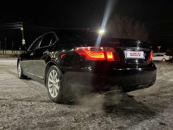 2010 Lexus LS 460 IV Рестайлинг, чёрный - вид 5