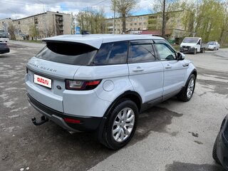 2017 Land Rover Range Rover Evoque I Рестайлинг, белый, 2500000 рублей, вид 4