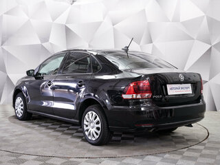 2018 Volkswagen Polo V Рестайлинг, чёрный, 1020000 рублей, вид 3