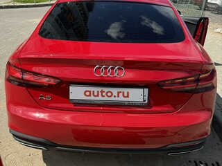 2021 Audi A5 Sportback 35 TFSI II (F5) Рестайлинг, красный, 3499000 рублей, вид 2