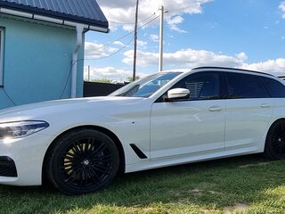 2019 BMW 5 серии 540d xDrive VII (G30/G31/G38), белый, 4142740 рублей, вид 4