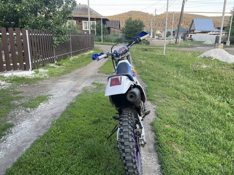 1993 Yamaha TT-R250, белый, 190000 рублей, вид 4