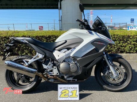 2011 Honda VFR 800X (Crossrunner), белый, 660000 рублей, вид 1