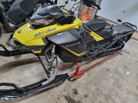 2017 BRP Ski-Doo Summit 850, жёлтый, 1190000 рублей, вид 3