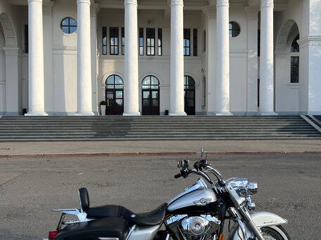 2003 Harley-Davidson Road King, серебристый, 700000 рублей, вид 5