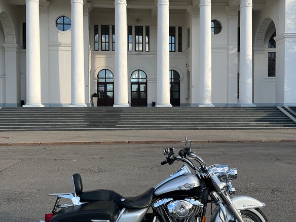 2003 Harley-Davidson Road King, серебристый, 700000 рублей - вид 4