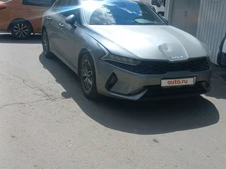 2022 Kia K5 III, серебристый, 2500000 рублей, вид 1