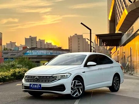 Volkswagen Sagitar III Рестайлинг