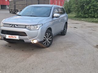 2012 Mitsubishi Outlander III, серебристый, 1735000 рублей, вид 4