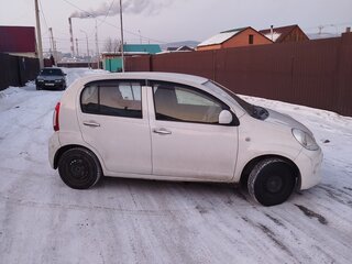 2016 Toyota Passo II (C30), белый, 850000 рублей, вид 2